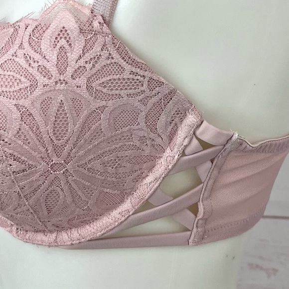 Victoria’s Secret Nude Pink Floral Lace Date Push Up Bra 34DD - Picture 4 of 6